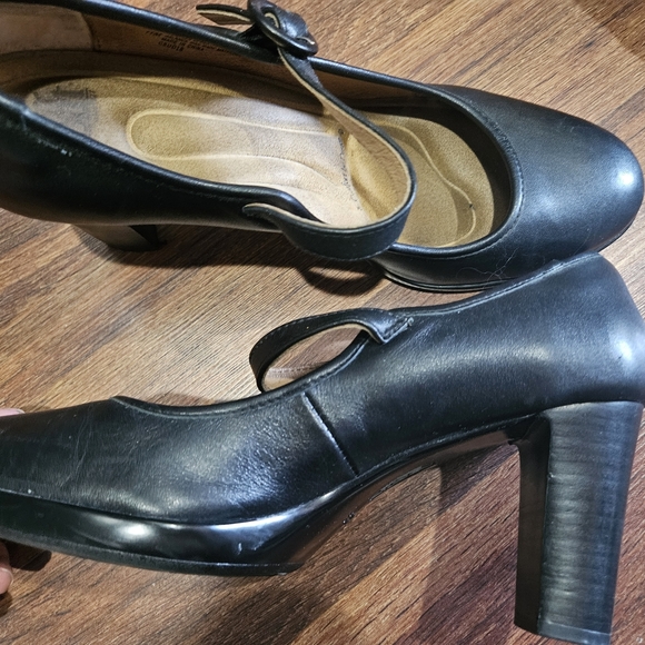 Sofft Natara Pumps - Picture 2 of 6